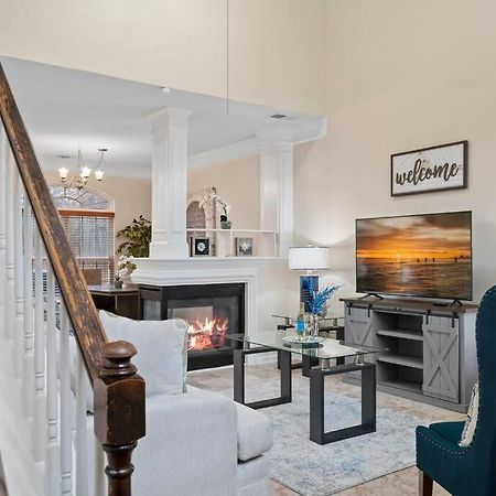 Cozy 4B 2 5B University Home King Beds Jacuzzi Charlotte Eksteriør billede